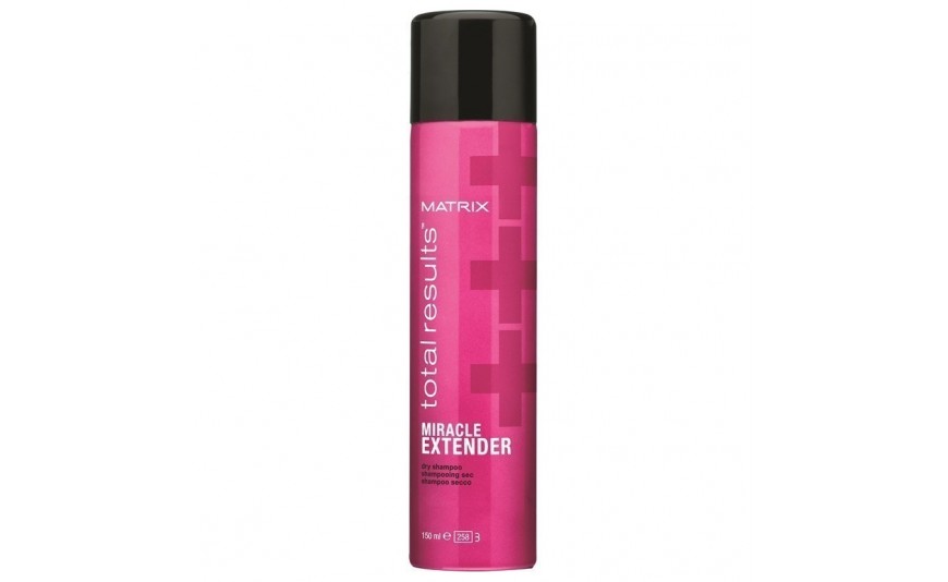 Shampoo professionale parrucchieri, detersione e nutrimento in un solo prodotto